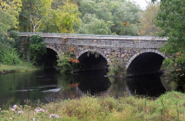 The Warner bridge on the Ipswich River connects Ipswich and Hamilton.