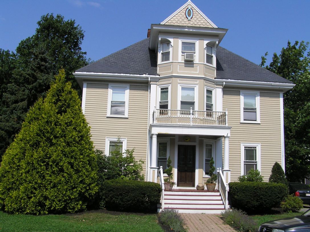 8 Manning St, Ipswich MA