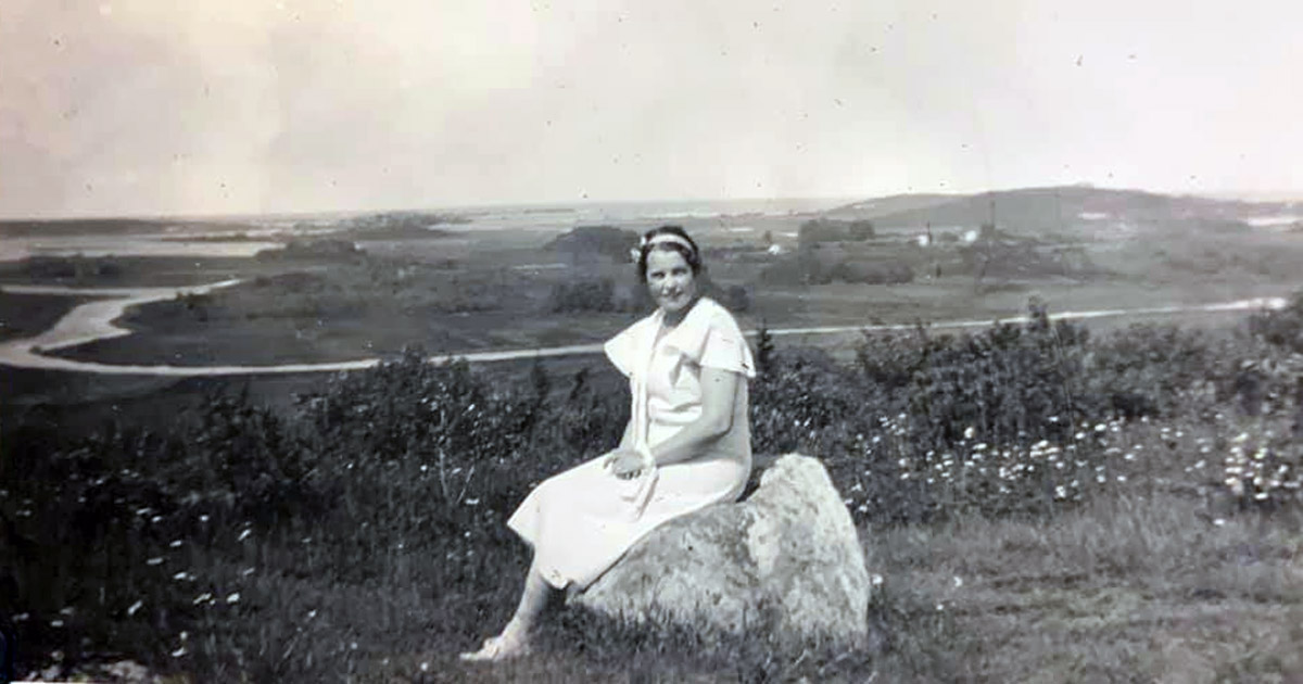 heartbreak-hill-summit-Alice-Bennett-1920