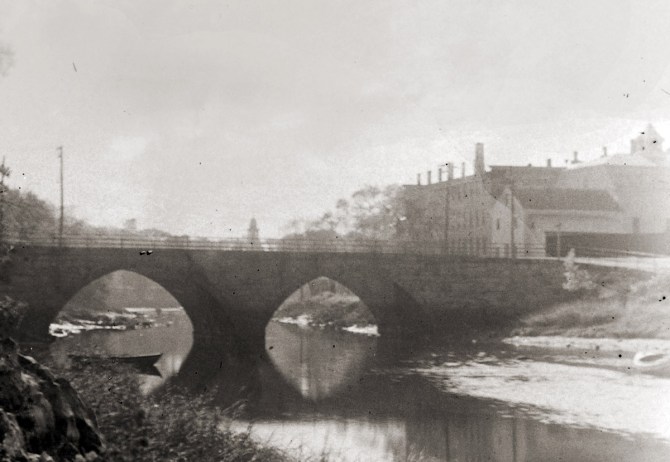 The Green St. bridge and the Ipswich jail . Photo by George Dexter. 19th Century.