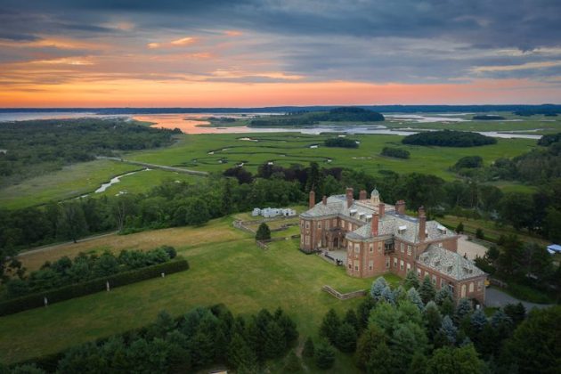 Aerial view of Crane Castle