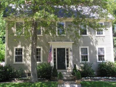 10 East Street, the Nathaniel Harris house (1819)