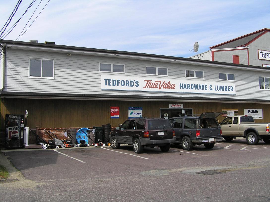 10 Brown Square, Tedfords Lumber (1933) Historic Ipswich