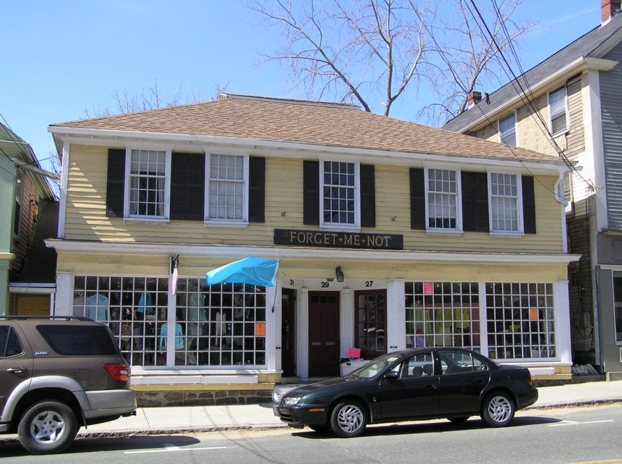 31 South Main Street, the Joseph Manning house (1727) 
