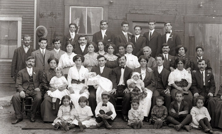 Ipswich mill worker immigrant families