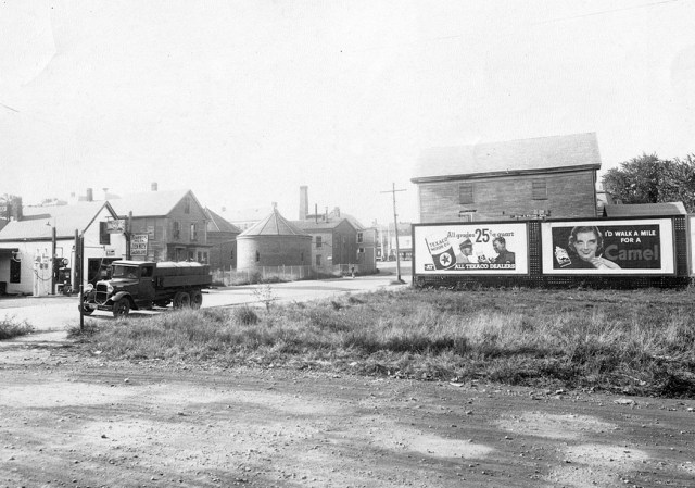 Old photo of Hammatt Street in Ipswich