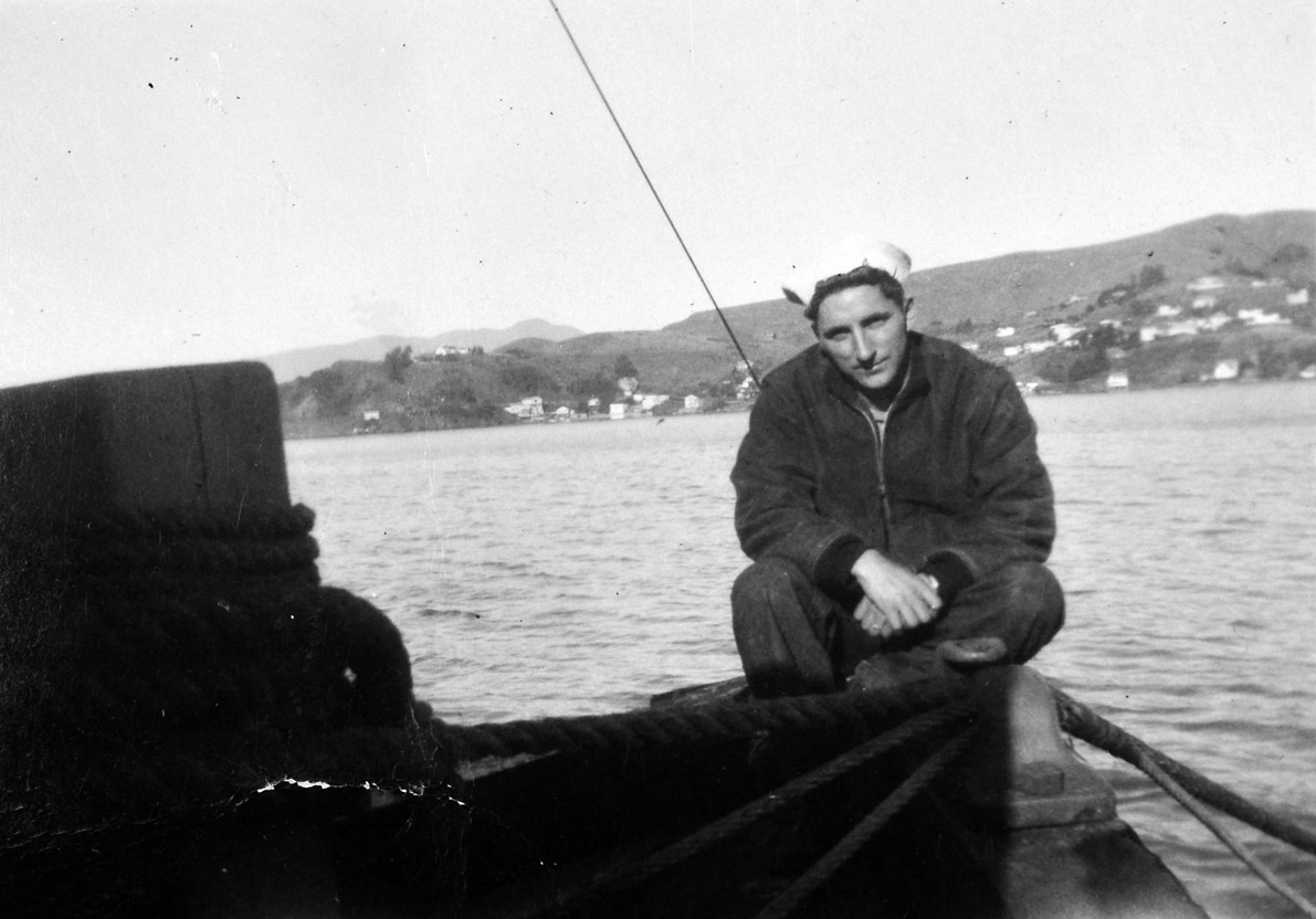 jake_burridge_seabee_sitting2