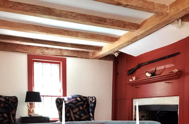 foster-grant-front-left