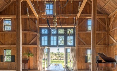 Th e Asa Stone Barn on Northgate Road in Ipswich MA