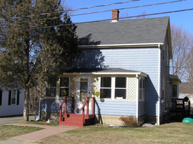 10 Burleigh Ave., Ipswich MA