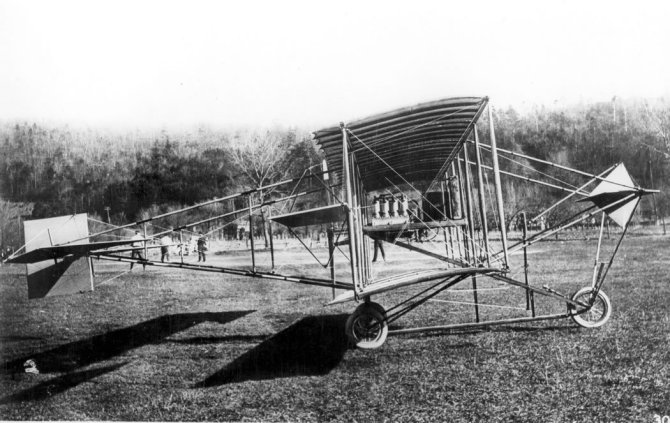 Burgess Model E biplane