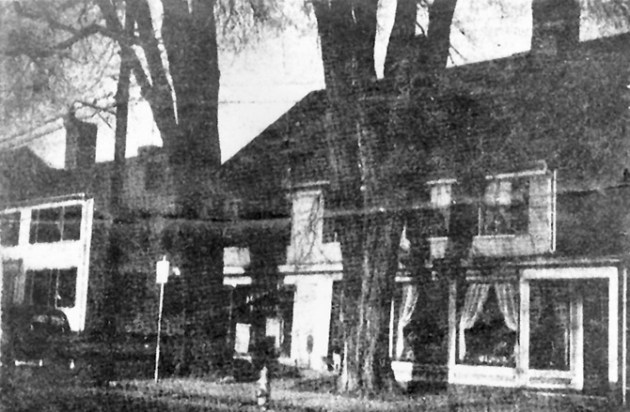 This building sat at the location of the Post Office.