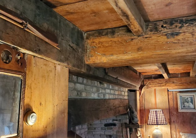 Living room in the Reginald Foster House, 6 Water St., Ipswich MA