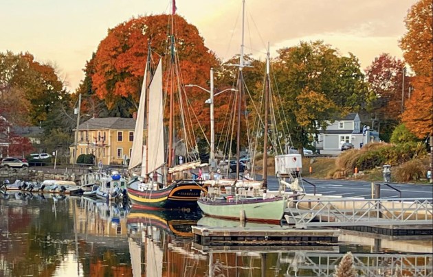 Harold Burnham's schooners at the Ipswich Town Wharf