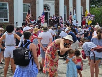 Hundreds Turn Out For Ipswich Independence Day Parade and&nbsp;Festivities